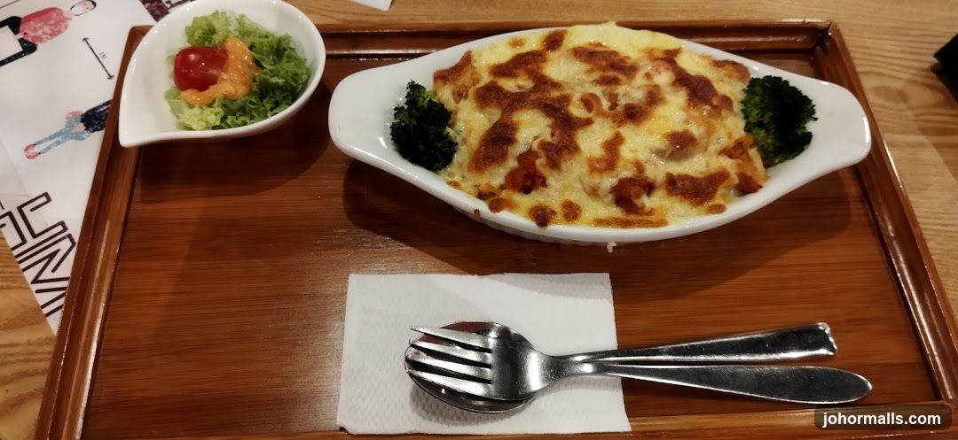 Baked Dish with Salad
