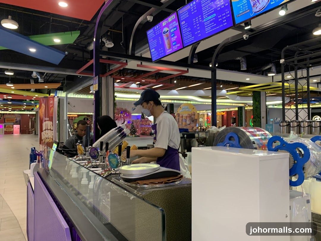 Beverage Stand in Mall