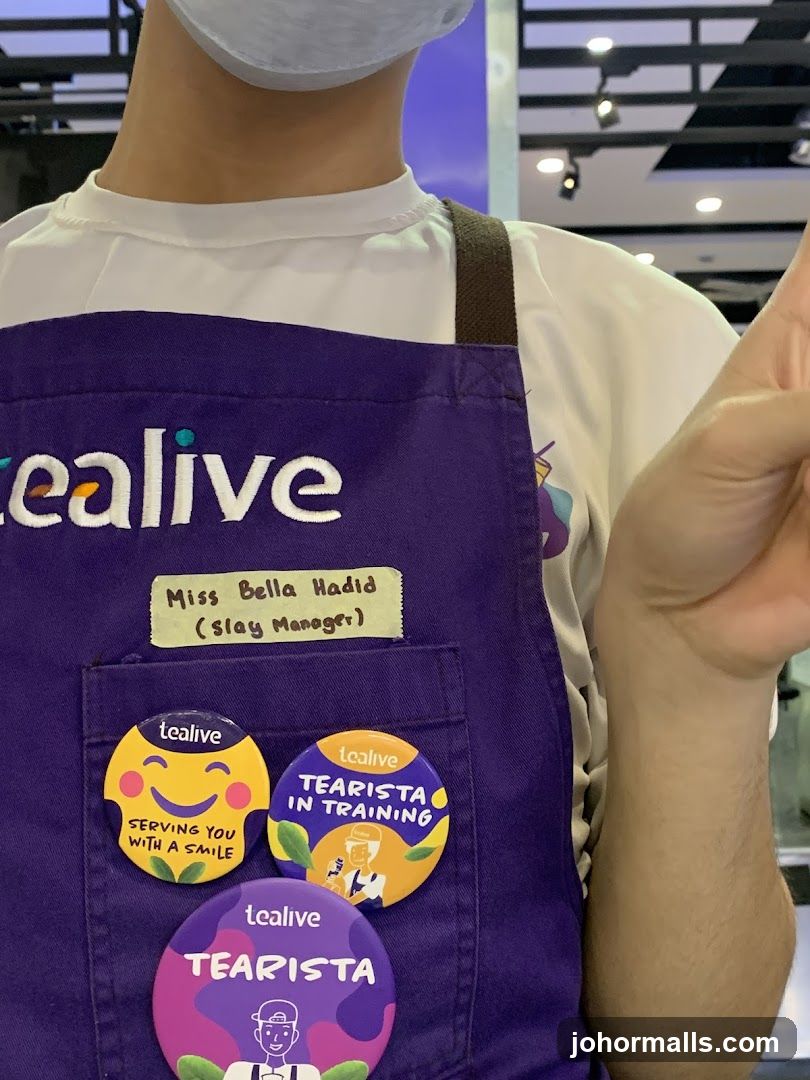 Tealive Apron with Badges