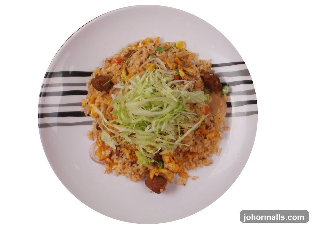 Fried Rice with Meat and Shredded Lettuce