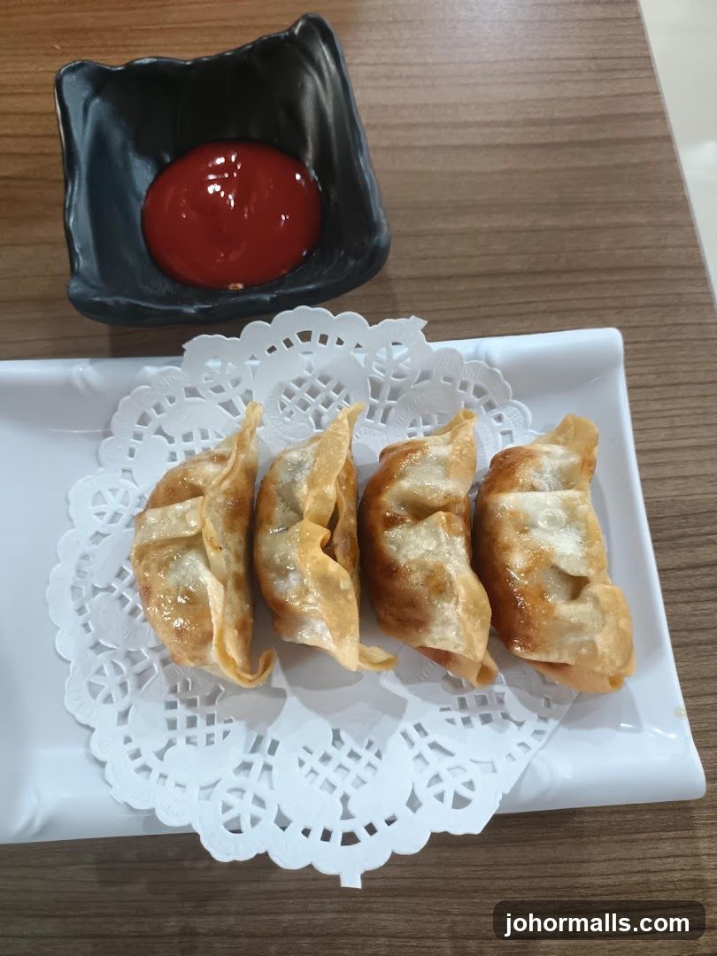 Fried Dumplings with Dipping Sauce