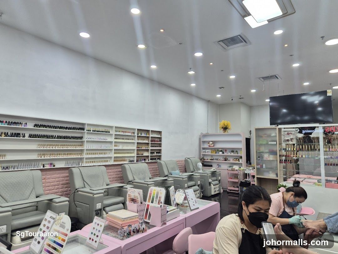 Ikute nails and lash