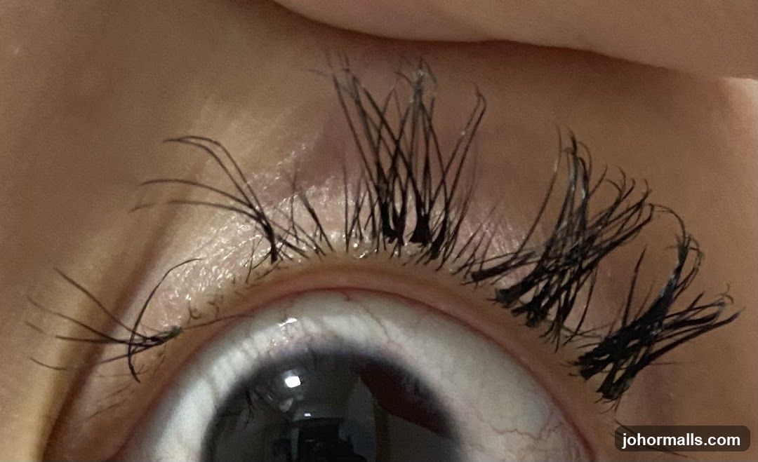 Clumped Eyelashes