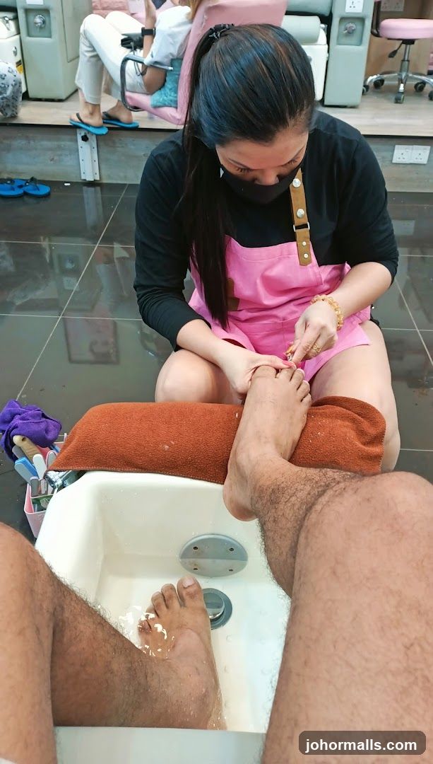 Pedicure service