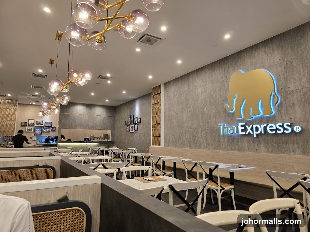 Thai Express Interior