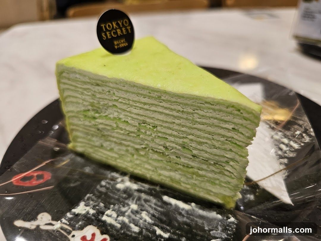 Green Layer Cake Slice