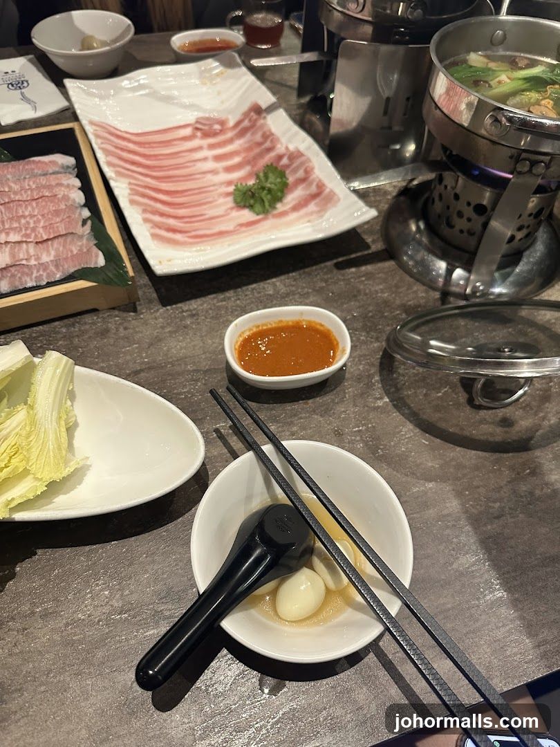 Hot pot dining table