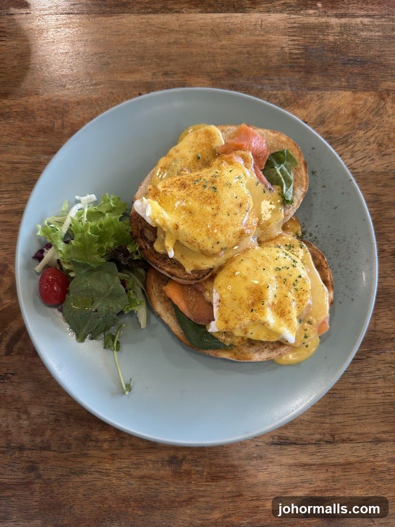 Eggs Benedict with Smoked Salmon