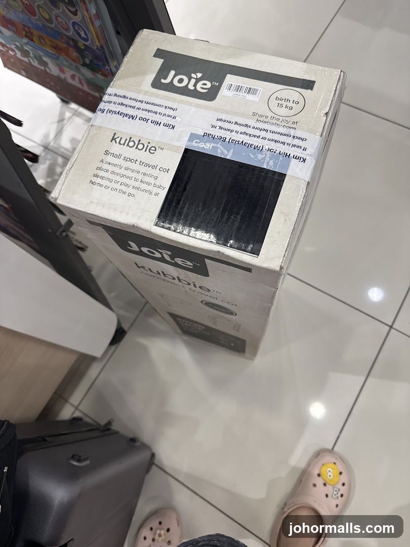 Joie Kubbie Travel Cot Box
