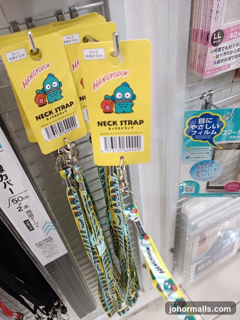 Hangyodon Neck Straps