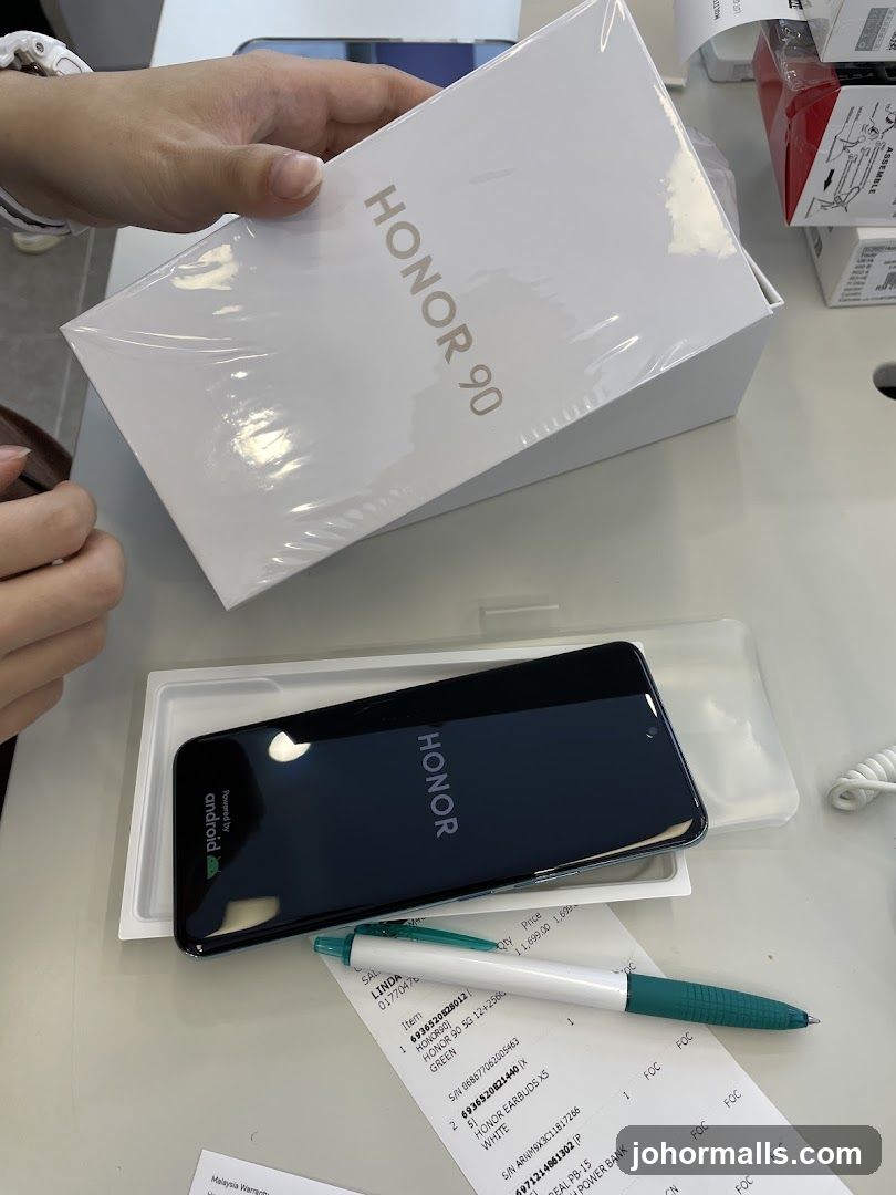 Honor 90 Smartphone and Accessories