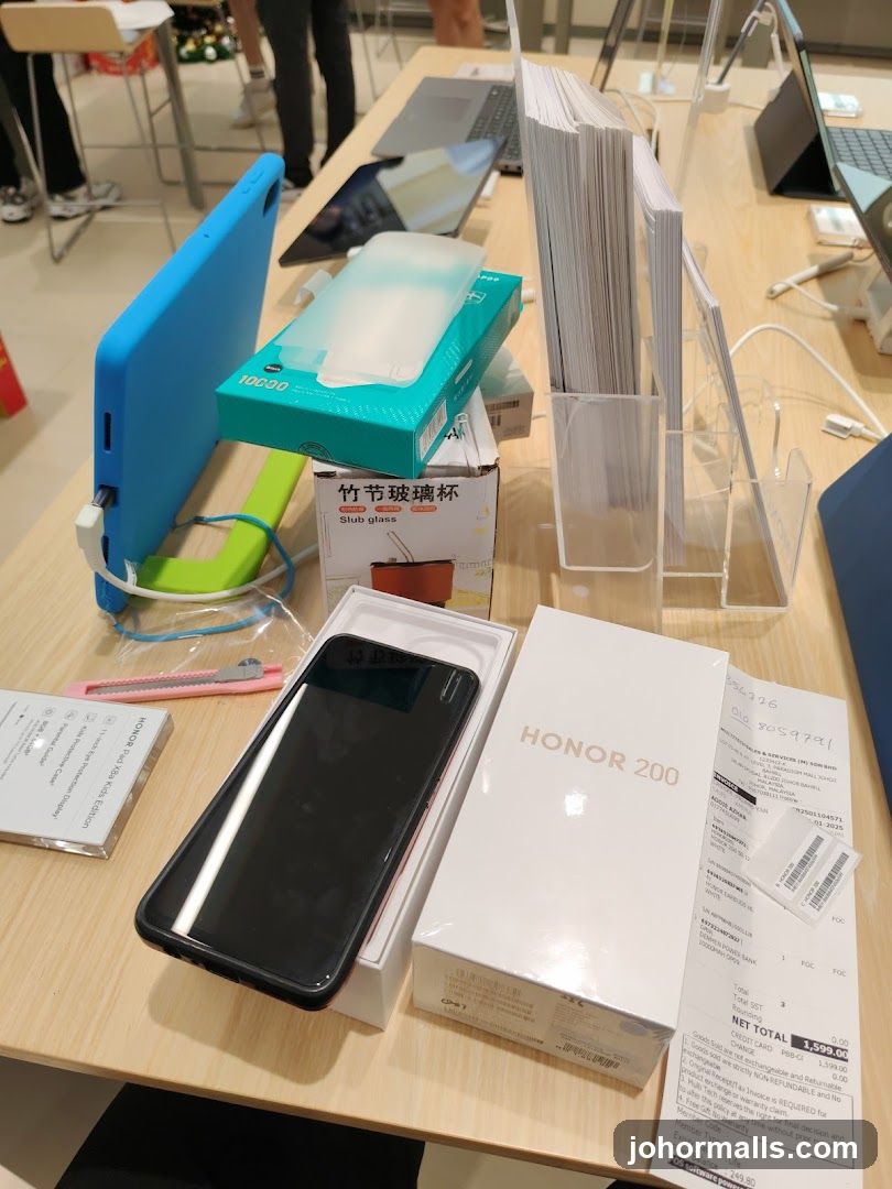 Electronics Display