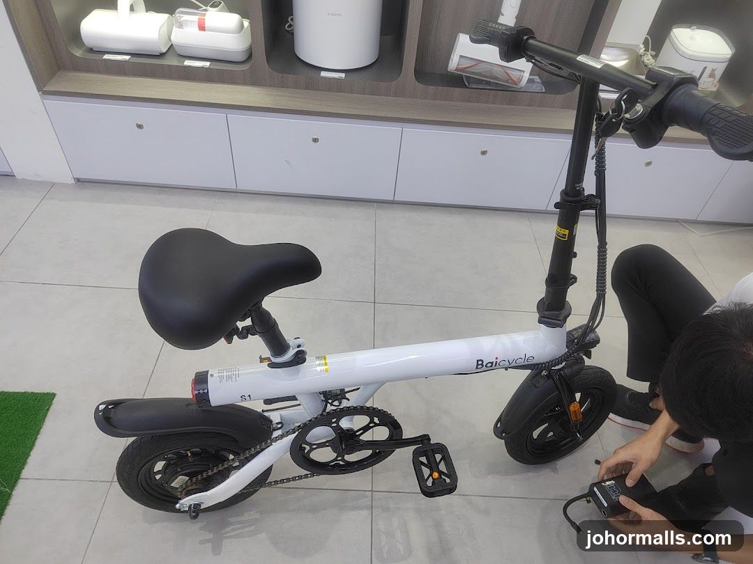 White Folding Electric Bicycle