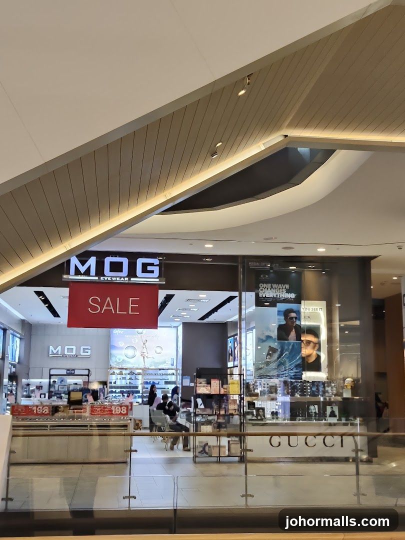 MOG Eyewear Toppen Shopping Centre