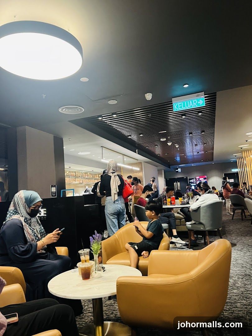 People in a cafe