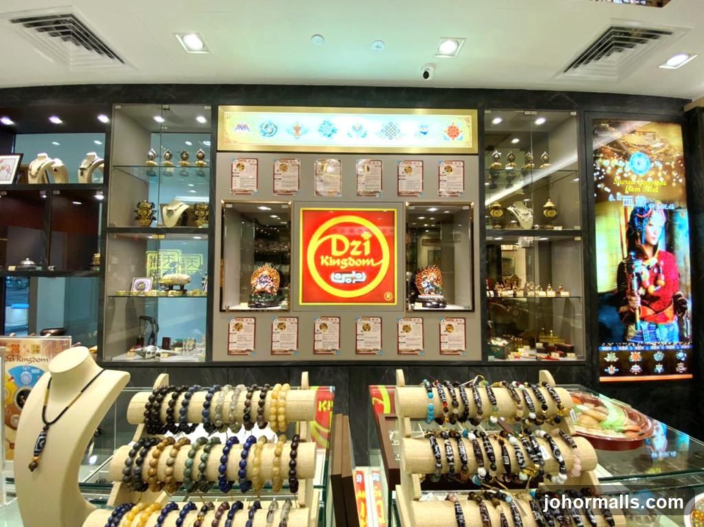 Dzi Kingdom Store Interior