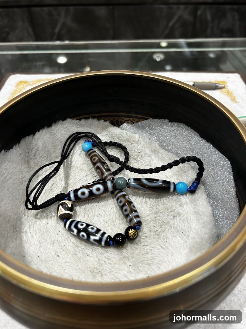 Tibetan Dzi Beads Bracelet