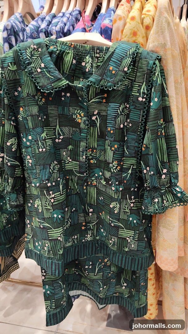 Green floral print shirt