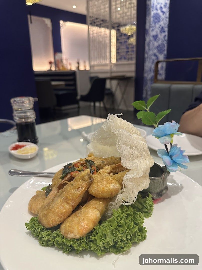 Fried Prawns with Garnish