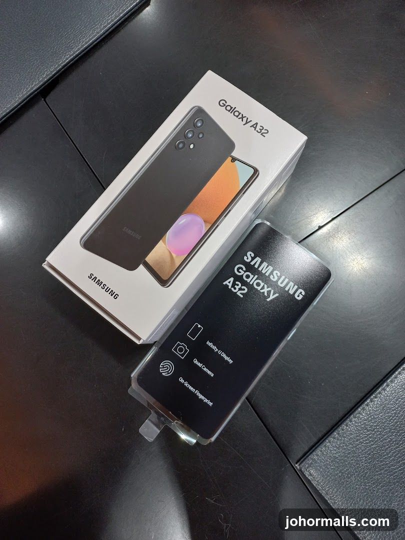 Samsung Galaxy A32 Box and Screen Protector