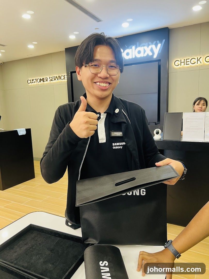 Samsung Store Employee with Bag