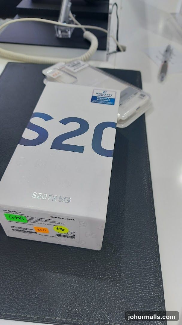 Samsung S20 FE 5G Box