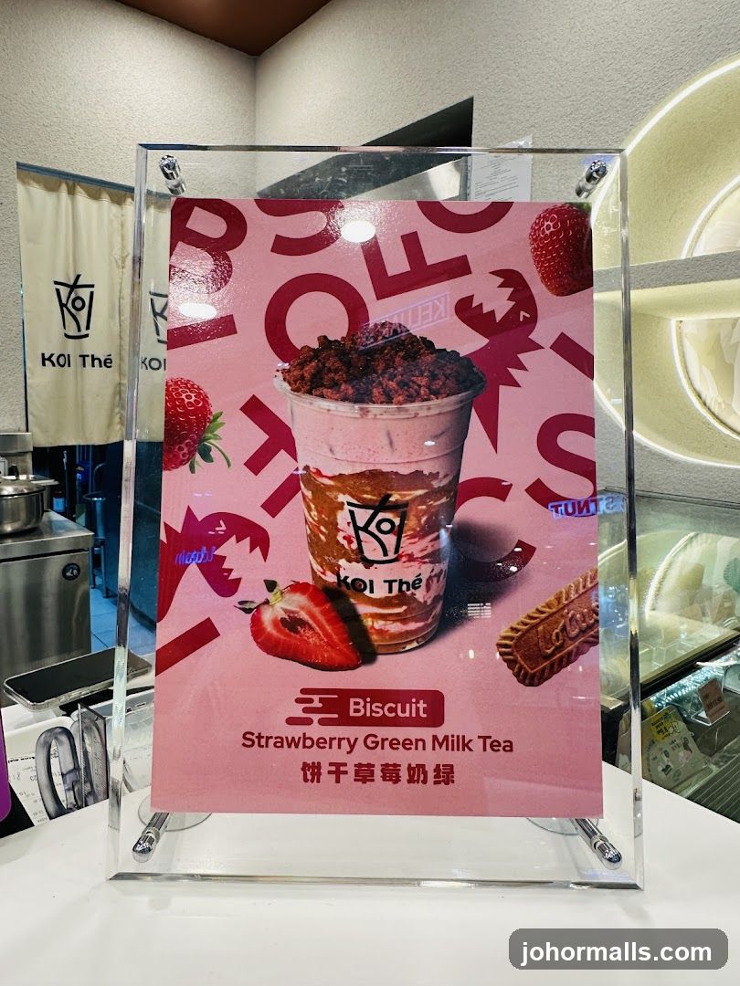 KOI Thé Biscuit Strawberry Green Milk Tea Advertisement