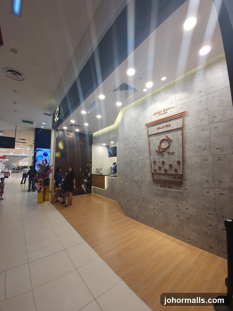 KOI Thé Paradigm Mall