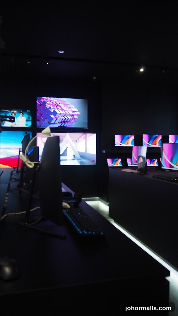 Electronics Store Display