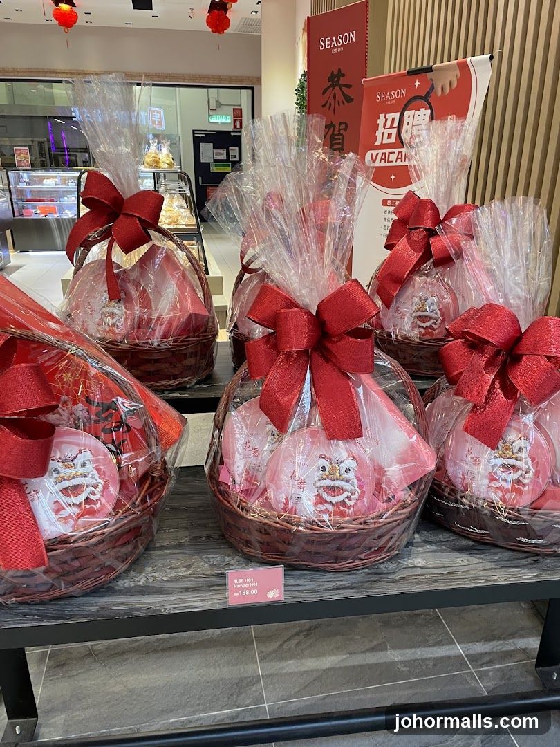Gift Baskets with Lion Dance Motif