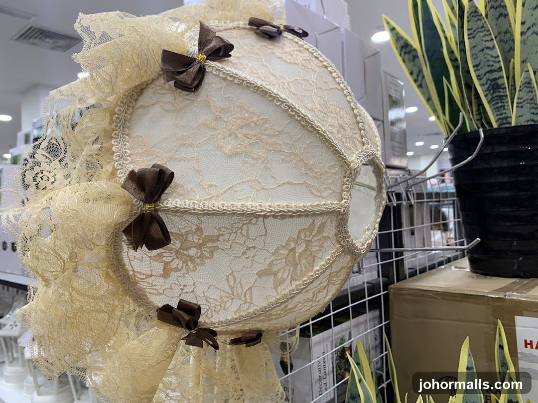 Lace lampshade with bows