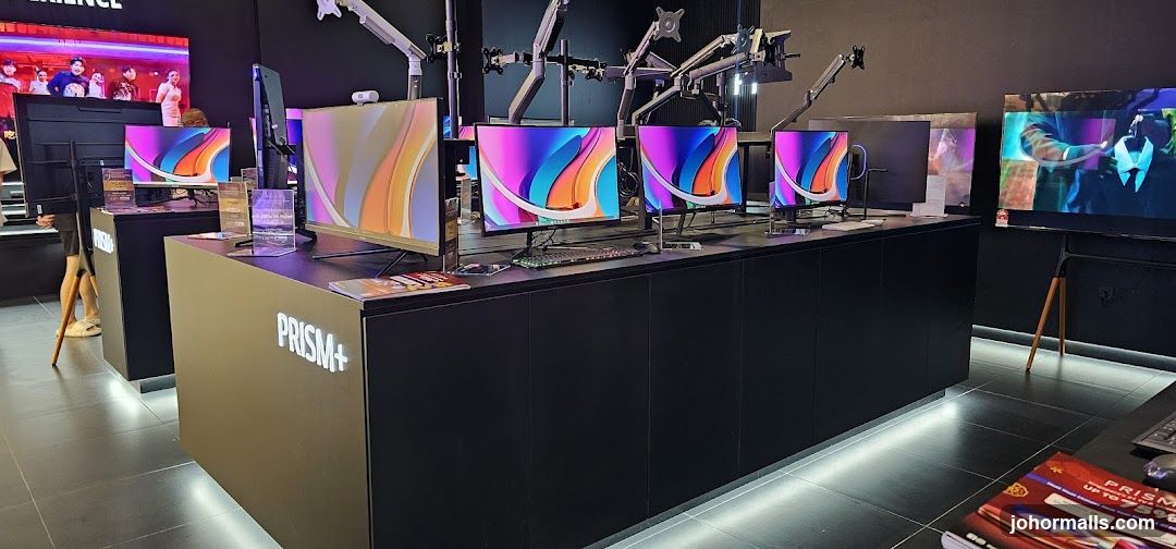 Electronics Store Display