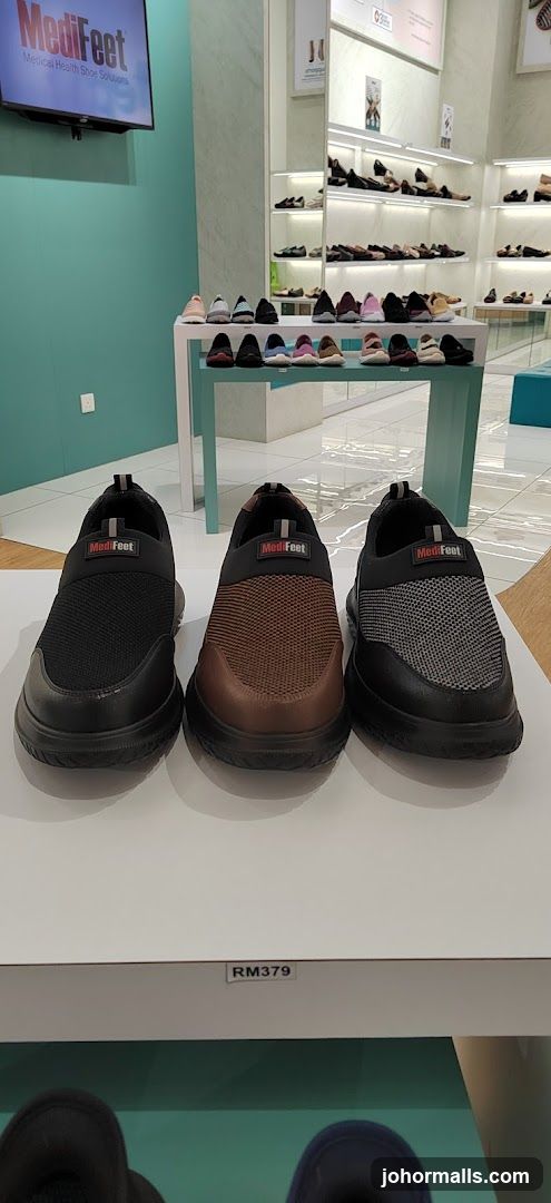 MediFeet Shoes Display