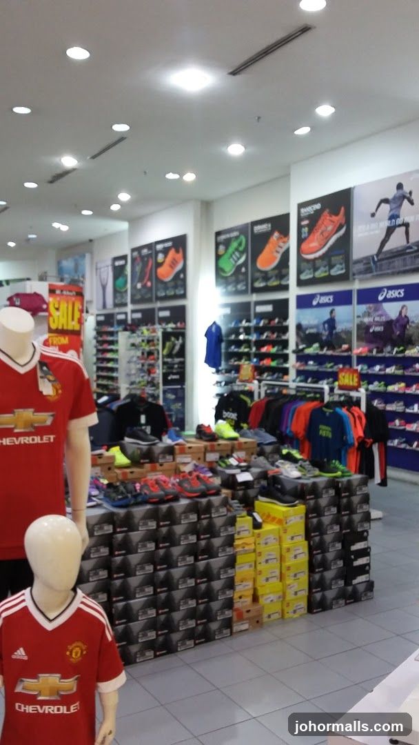 Sports Apparel and Footwear Store
