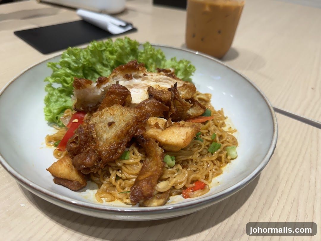 Noodles with Fried Chicken