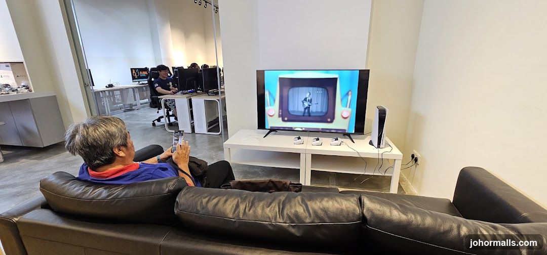 Gaming Lounge