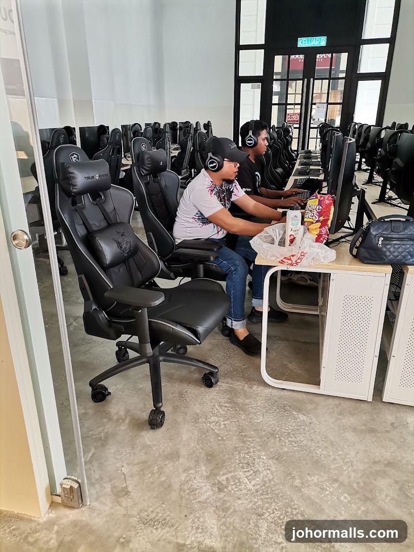 Gaming Cafe