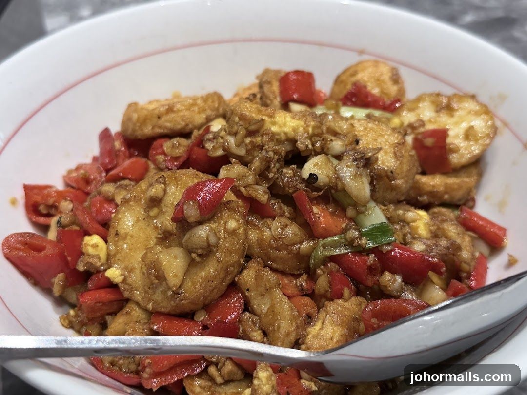 Fried Tofu with Chili and Garlic