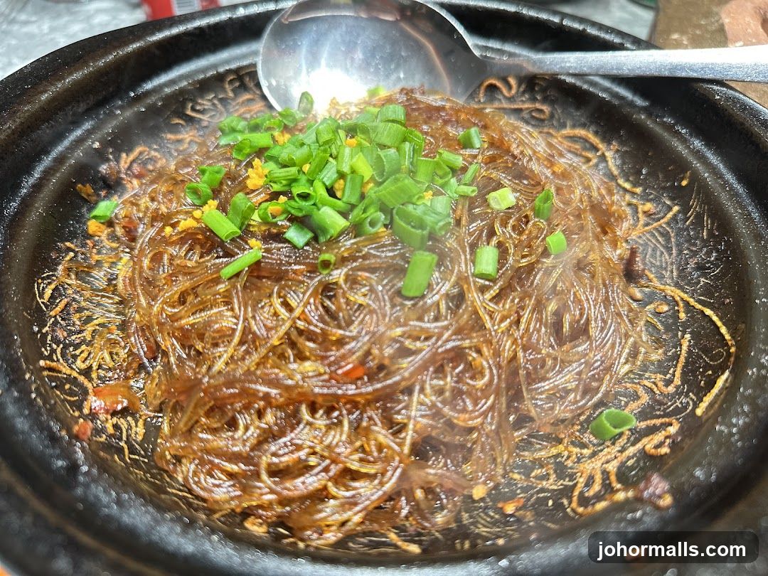 Noodles with Scallions