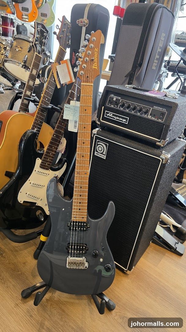 Guitars and Amplifier