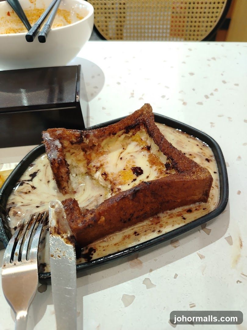 French Toast with Cream Sauce