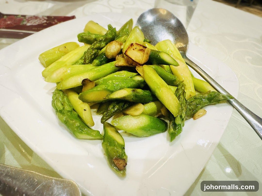 Stir-fried Asparagus
