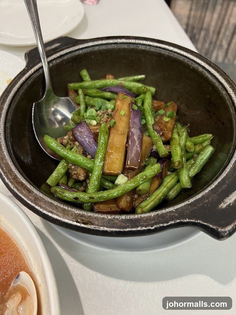 Stir-fried Eggplant and Green Beans