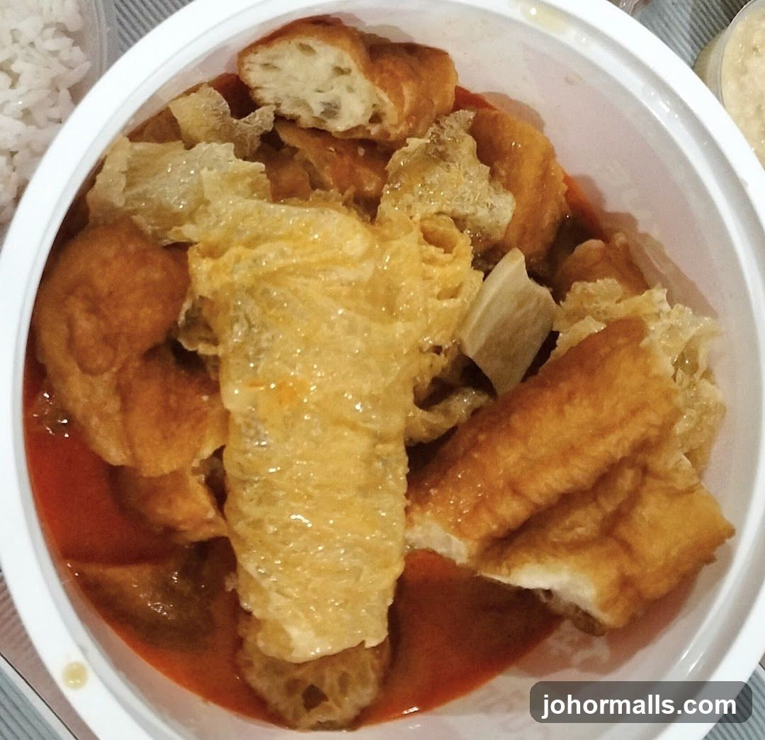 Curry with Fried Dough and Tofu Skin