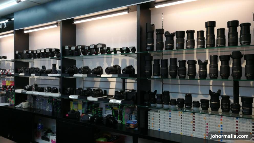 Camera Store Display
