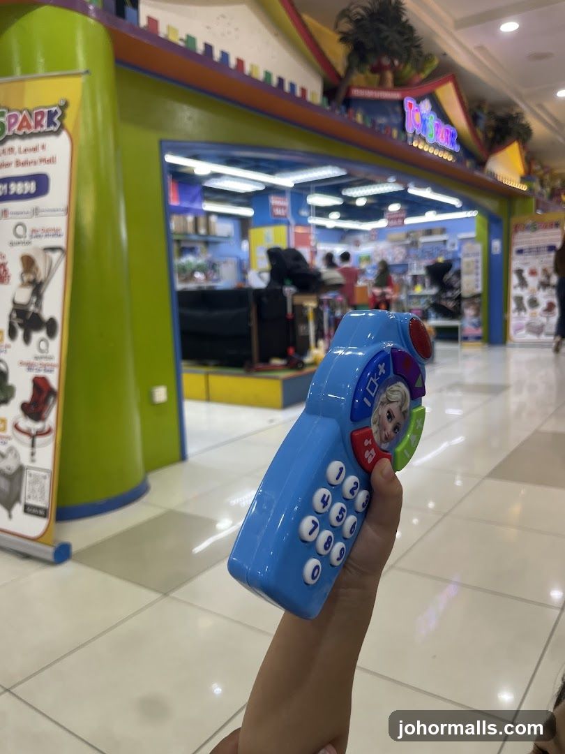 Toy phone with Elsa from Frozen
