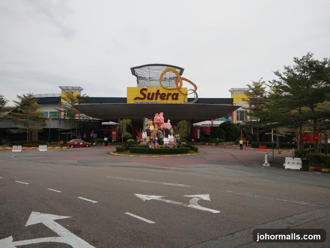 ÆON BiG Sutera Utama