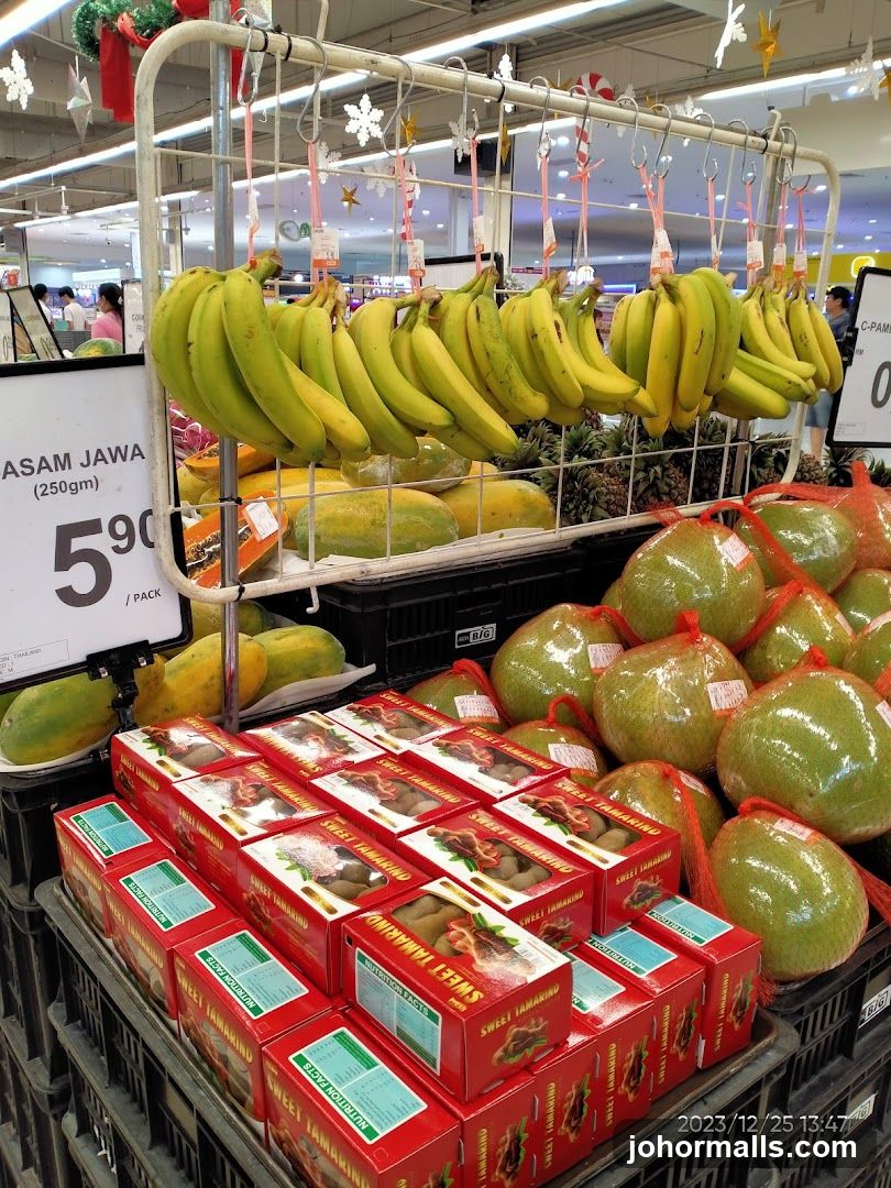 Produce aisle in a supermarket