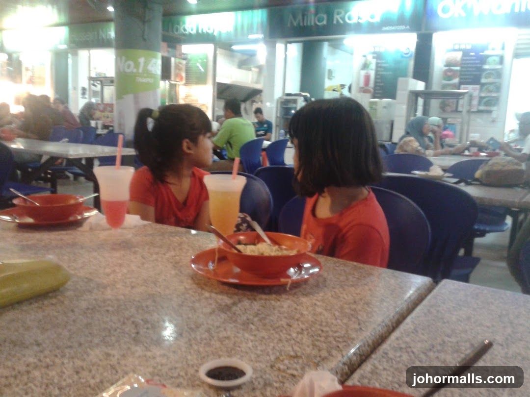 Food Court Scene