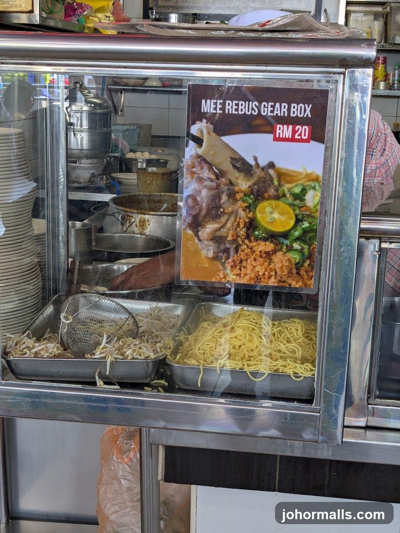 Mee Rebus Gear Box Advertisement